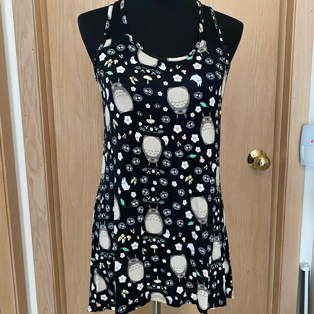 Tortoro/SootSprite Black sleeveless tunic length top with mesh inserts NWT